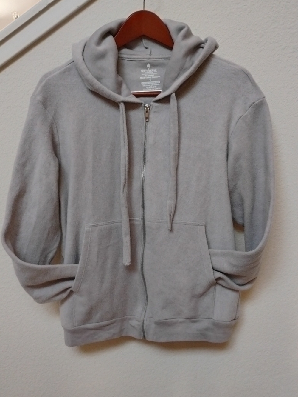 Soft Serve Men's Light Gray Zip-Up Hoodie